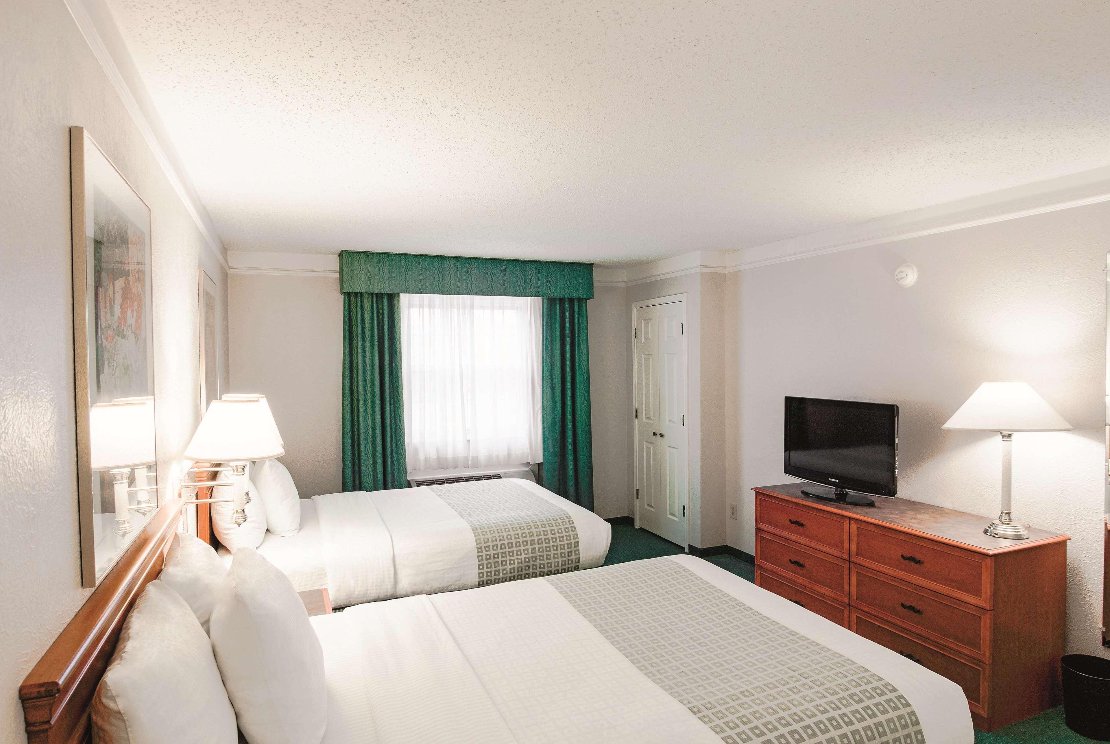 La Quinta Inn By Wyndham Indianapolis Airport Lynhurst Luaran gambar