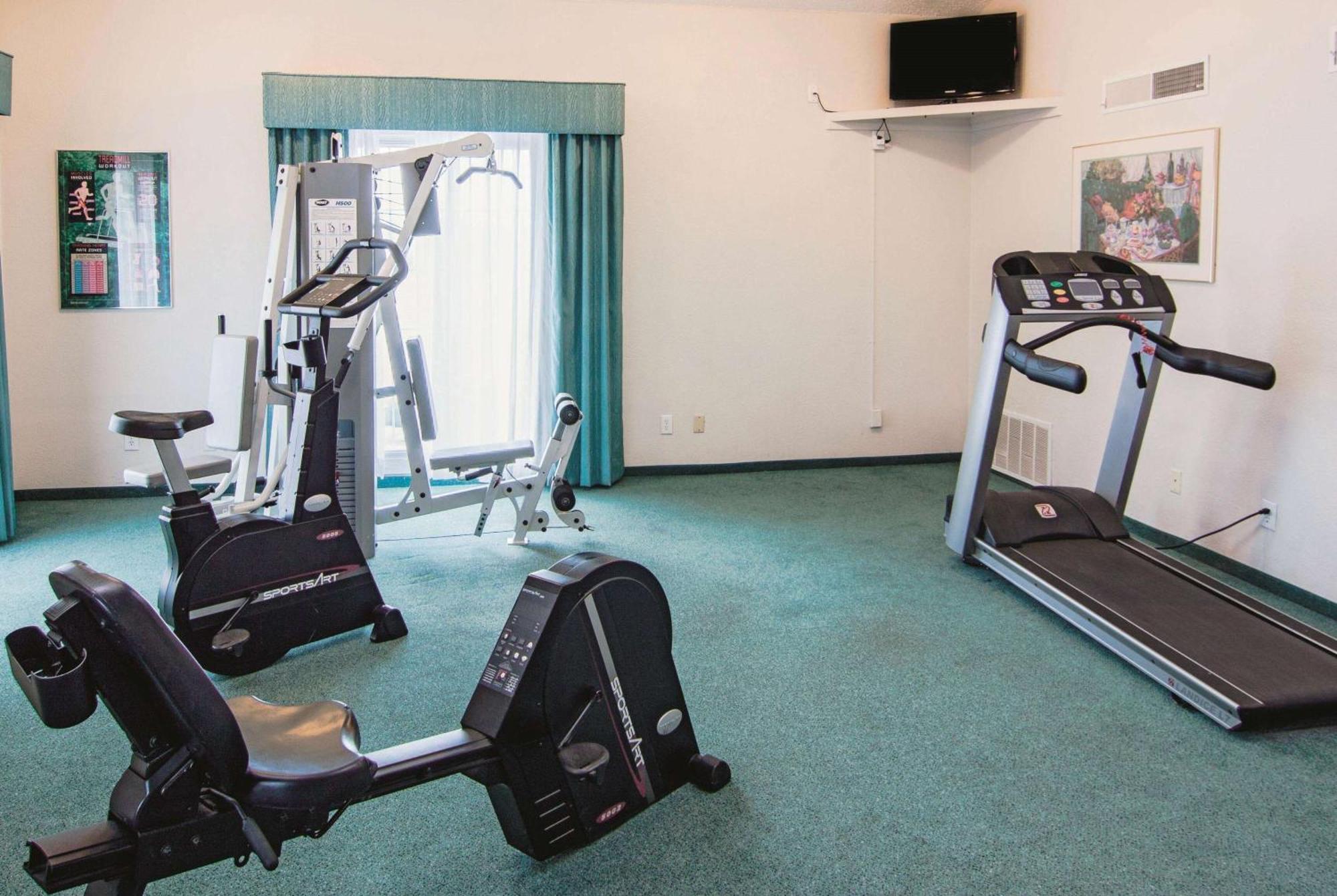 La Quinta Inn By Wyndham Indianapolis Airport Lynhurst Luaran gambar